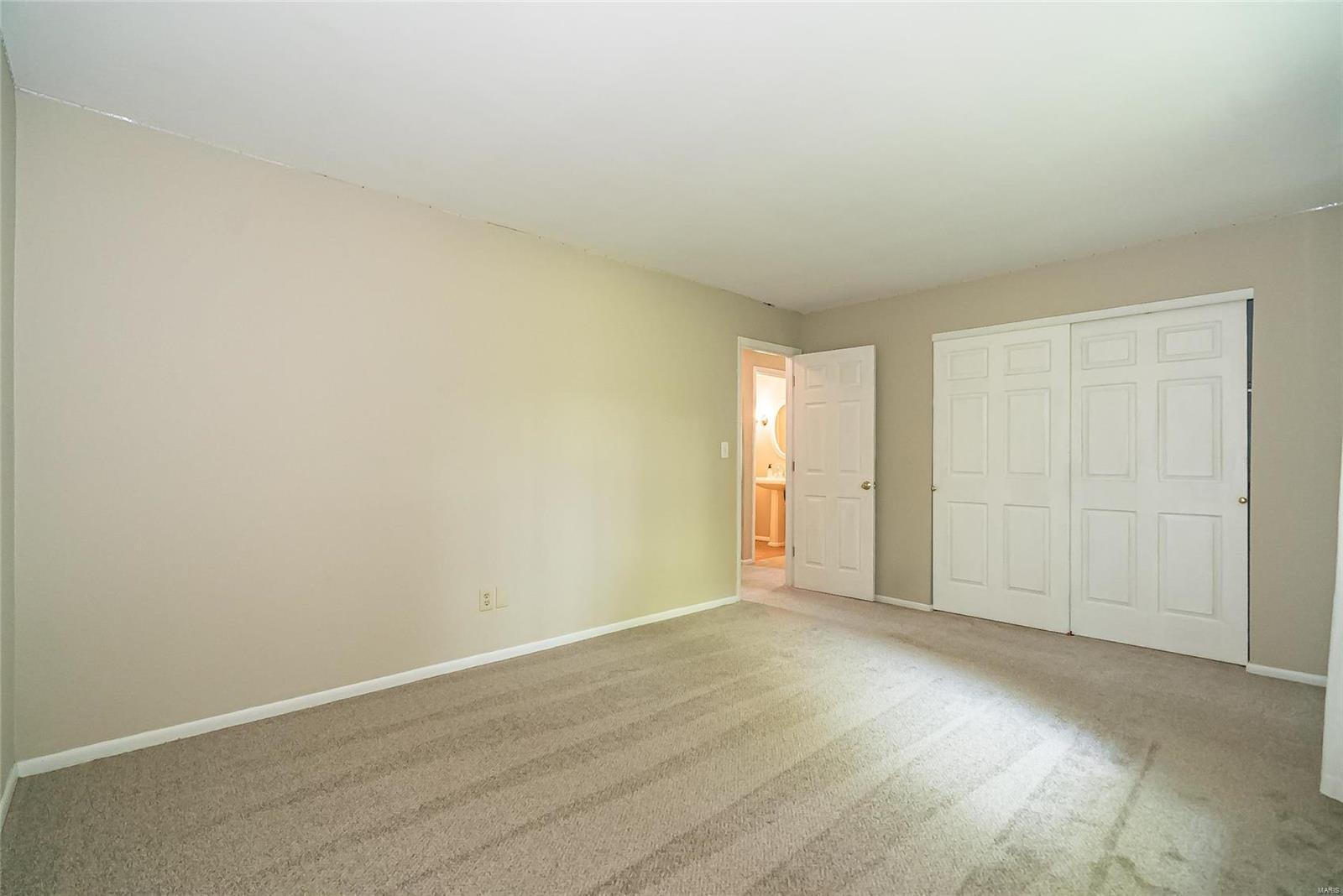 280 Glandore Drive Ballwin, MO 63021 - Photo 28 of 45