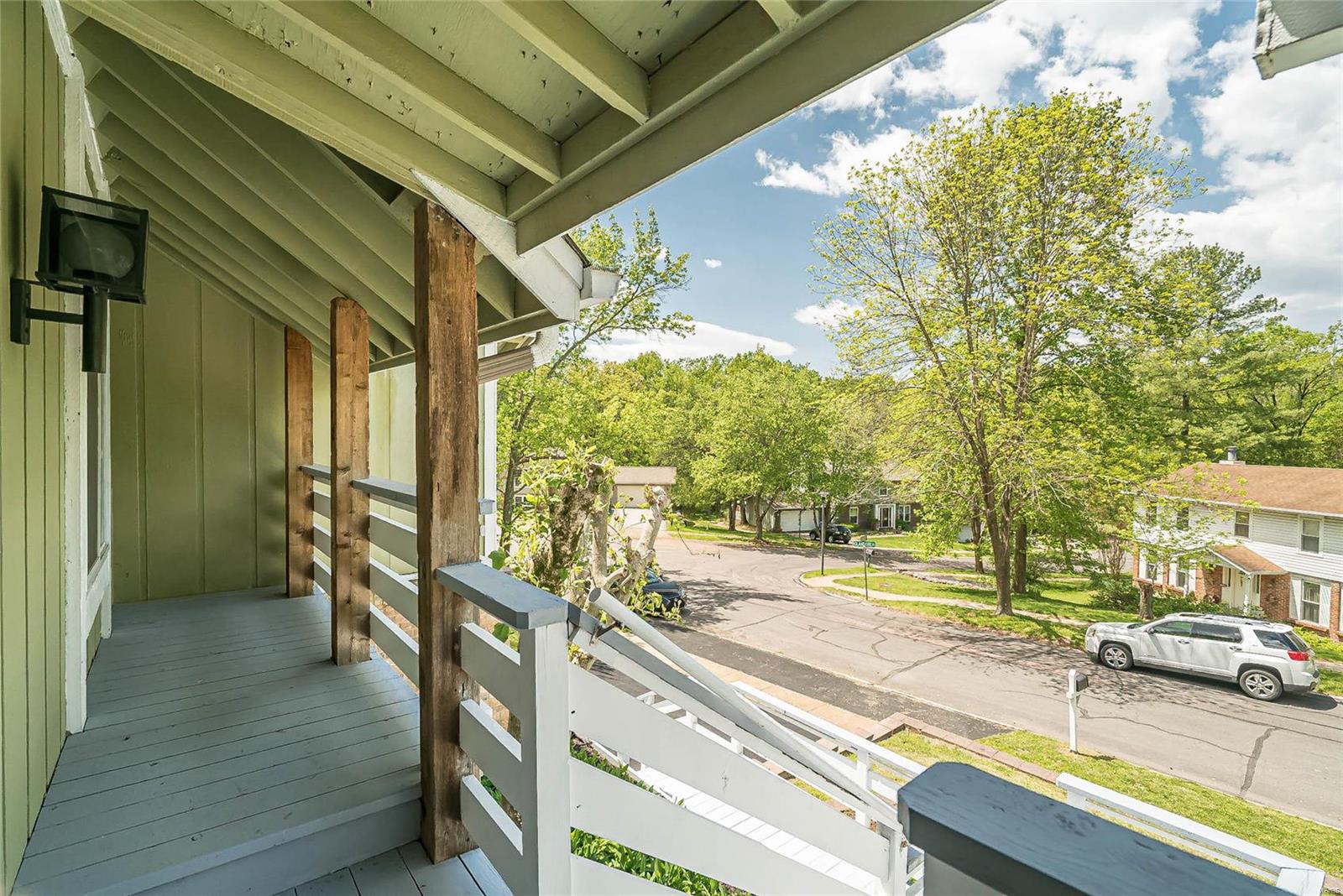 280 Glandore Drive Ballwin, MO 63021 - Photo 4 of 45