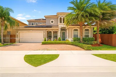 $800,000 | 8770 Southwest 204th Street, Cutler Bay, FL 33189