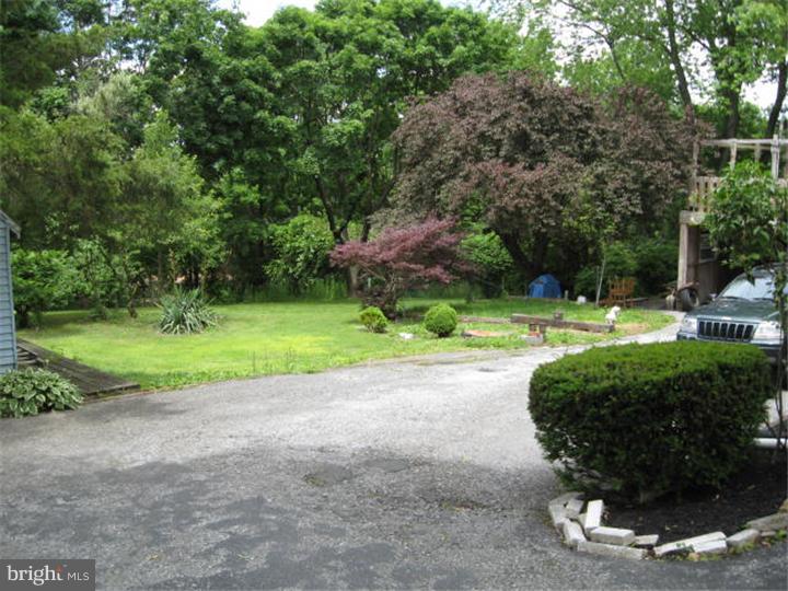 340 Hartman Road Reading, PA 19606 - Photo 6 of 21