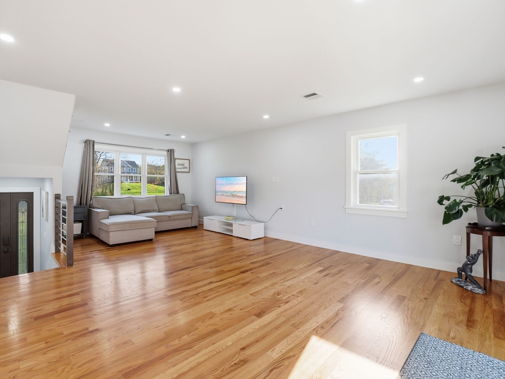 65 Little Turnpike Road Shirley, MA 01464 - Photo 7 of 40