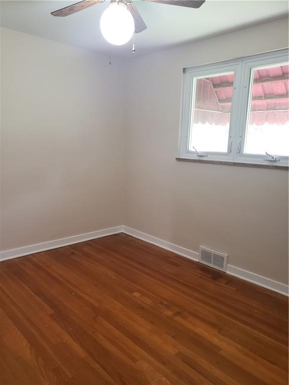 205 Hester Avenue McKees Rocks, PA 15136 - Photo 7 of 12