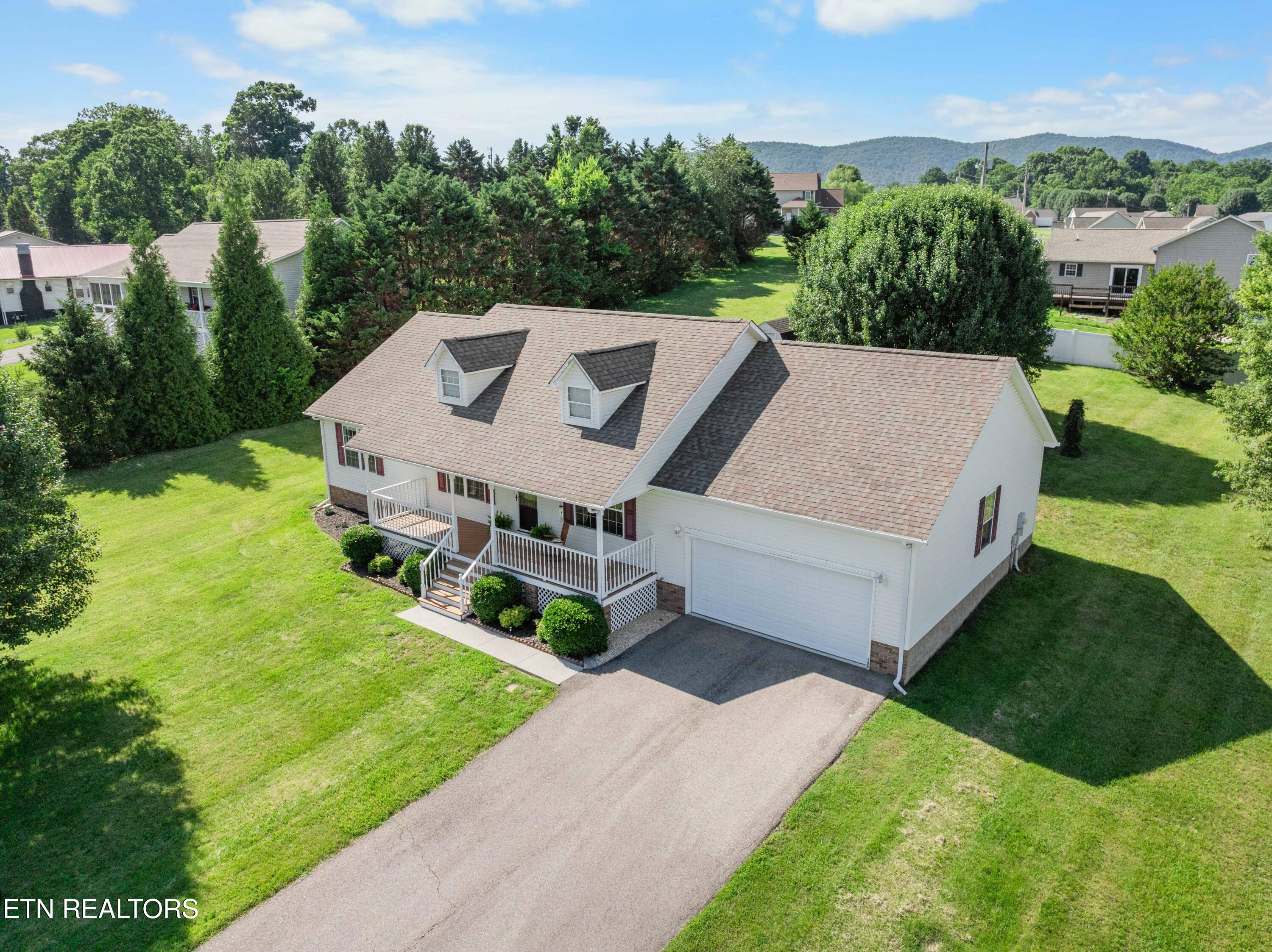 1354 Towe String Road Jacksboro, TN 37757 - Photo 31 of 37 DJI_0975