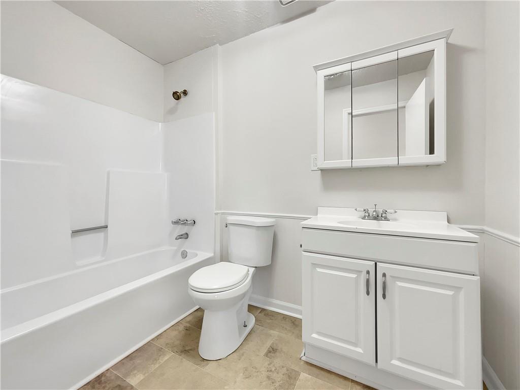 225 Griffin Park Road Griffin, GA 30223 - Photo 6 of 18