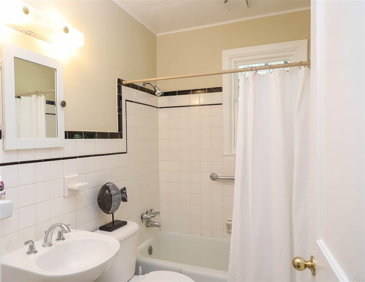 112 Shasta Road Pensacola, FL 32507 - Photo 16 of 37