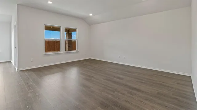 $292,990 | 1030 Sandpiper Way, Ferris, TX 75125