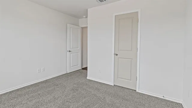 $292,990 | 1030 Sandpiper Way, Ferris, TX 75125