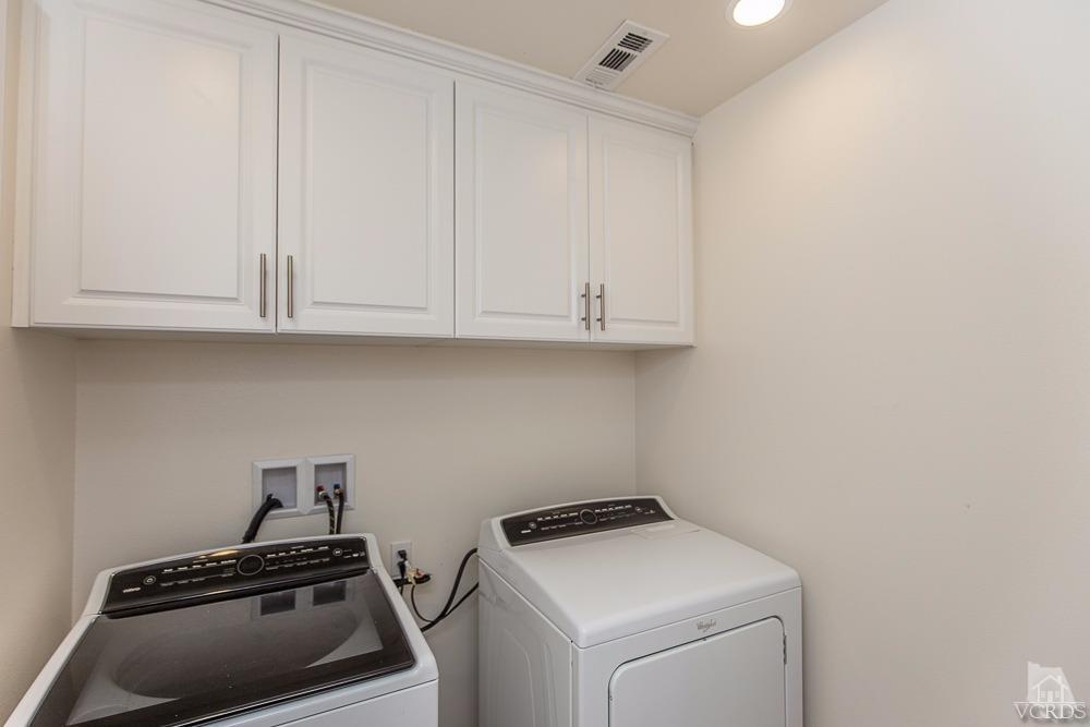 4885 Edenbridge Road Moorpark, CA 93021 - Photo 22 of 30 a utility room with dryer and washer