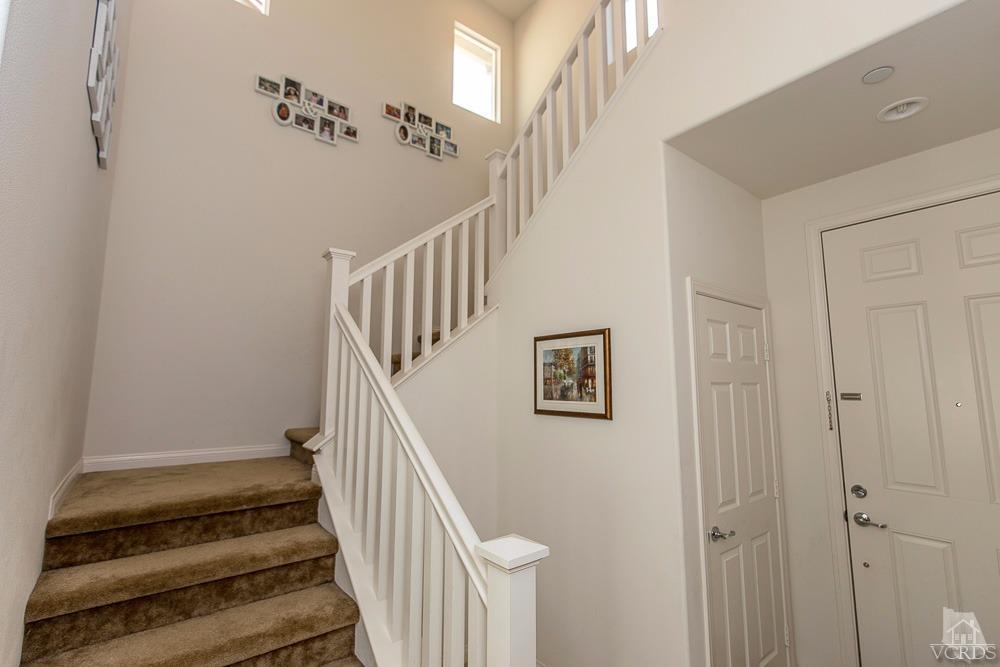 4885 Edenbridge Road Moorpark, CA 93021 - Photo 5 of 30 a view of entryway
