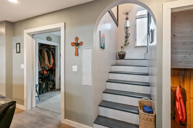 $759,000 | 947 Foster Hill Road, Landaff, NH 03585