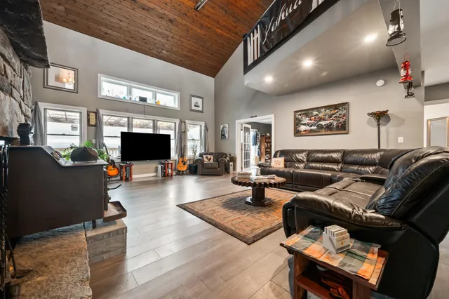 $759,000 | 947 Foster Hill Road, Landaff, NH 03585