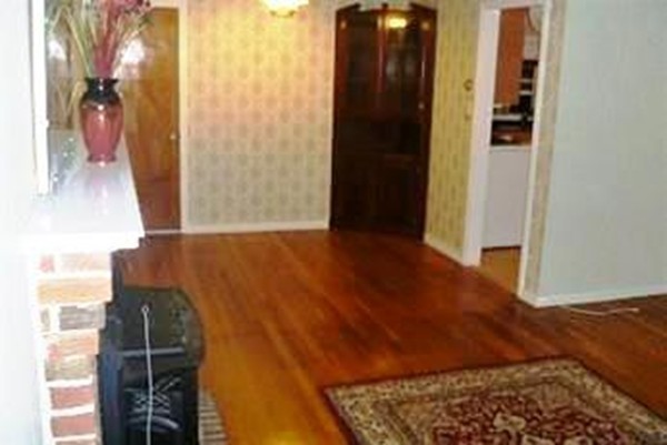 19 Beverly Road Grafton, MA 01536 - Photo 11 of 29 Gallery Image 11