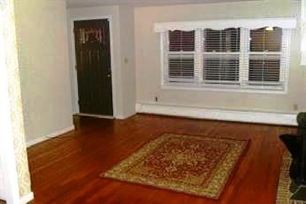 19 Beverly Road Grafton, MA 01536 - Photo 9 of 29 Gallery Image 9
