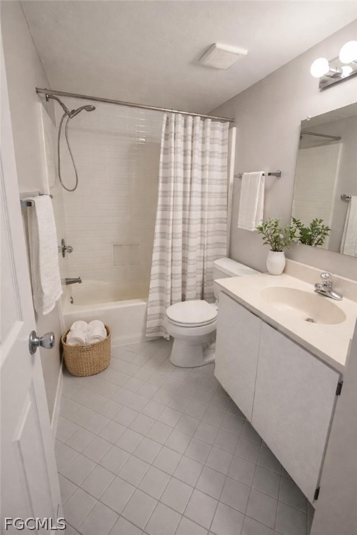 232 Pebble Beach Boulevard, Unit 104 Naples, FL 34113 - Photo 22 of 36