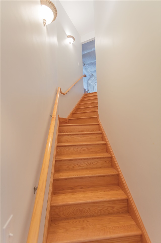 110 East Ridge Drive Lexington, VA 24450 - Photo 11 of 50 a view of entryway