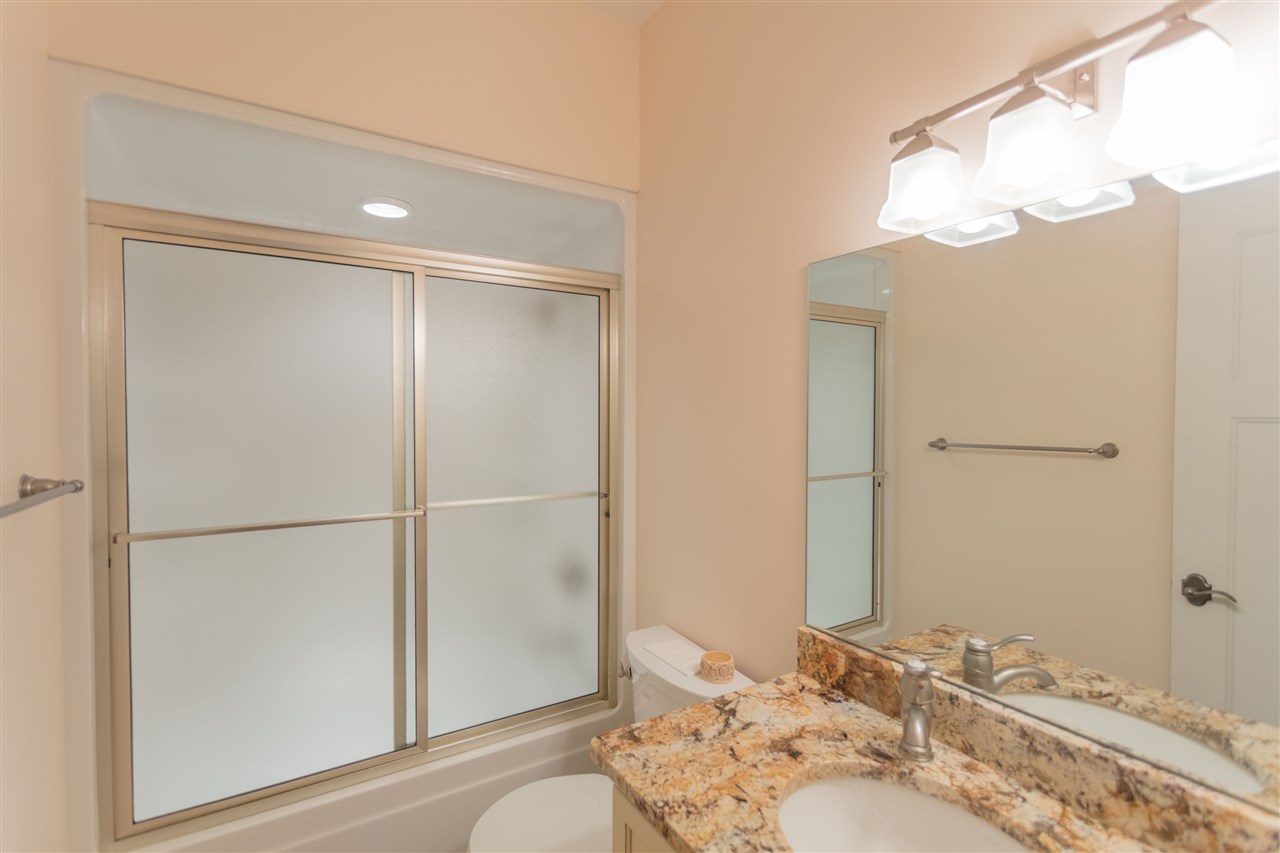 110 East Ridge Drive Lexington, VA 24450 - Photo 10 of 50 a bathroom with a sink and a mirror