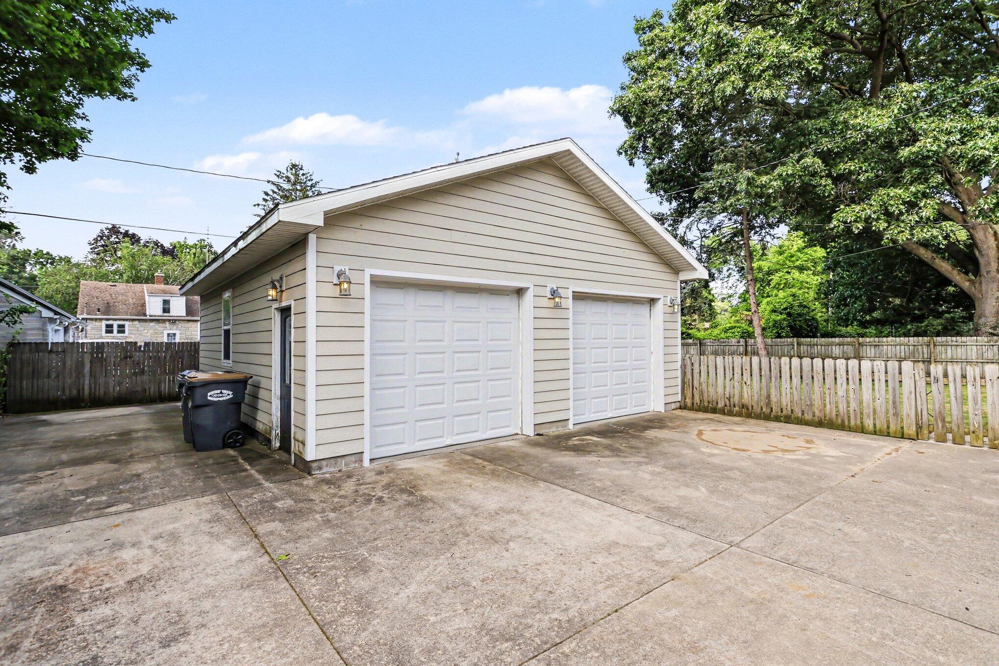 530 Montezuma Road Benton Harbor, MI 49022 - Photo 19 of 21 file_2194