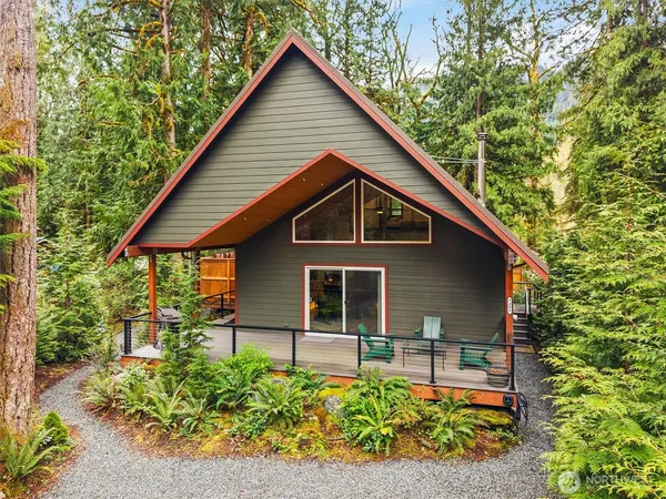 $775,000 | 7381 Scott Place, Deming, WA 98244