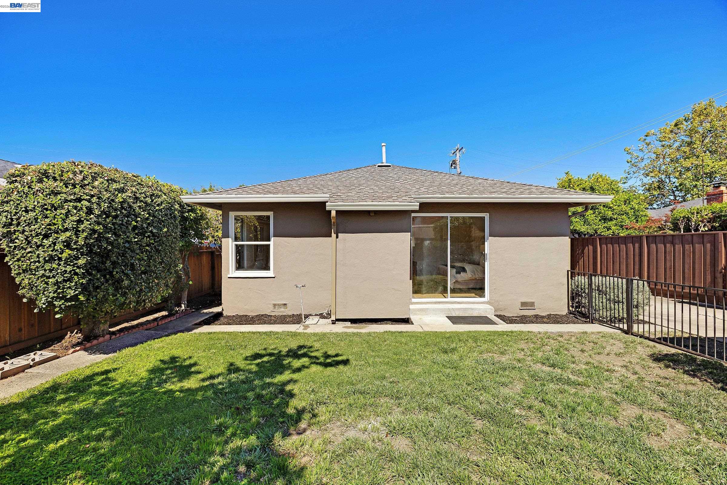 1987 San Rafael Street San Leandro, CA 94577 - Photo 9 of 35