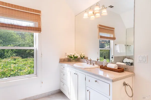 $3,500,000 | 1330 Pine Street, St. Helena, CA 94574