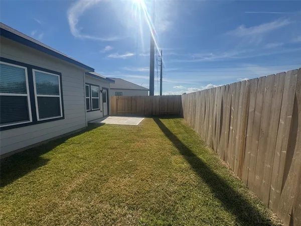 $1,795 | 11507 Gristmill Grange Drive, Crosby, TX 77532