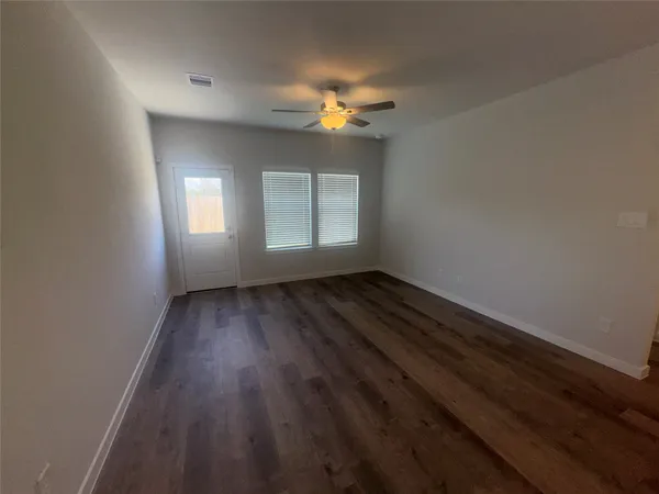 $1,995 | 11507 Gristmill Grange Drive, Crosby, TX 77532