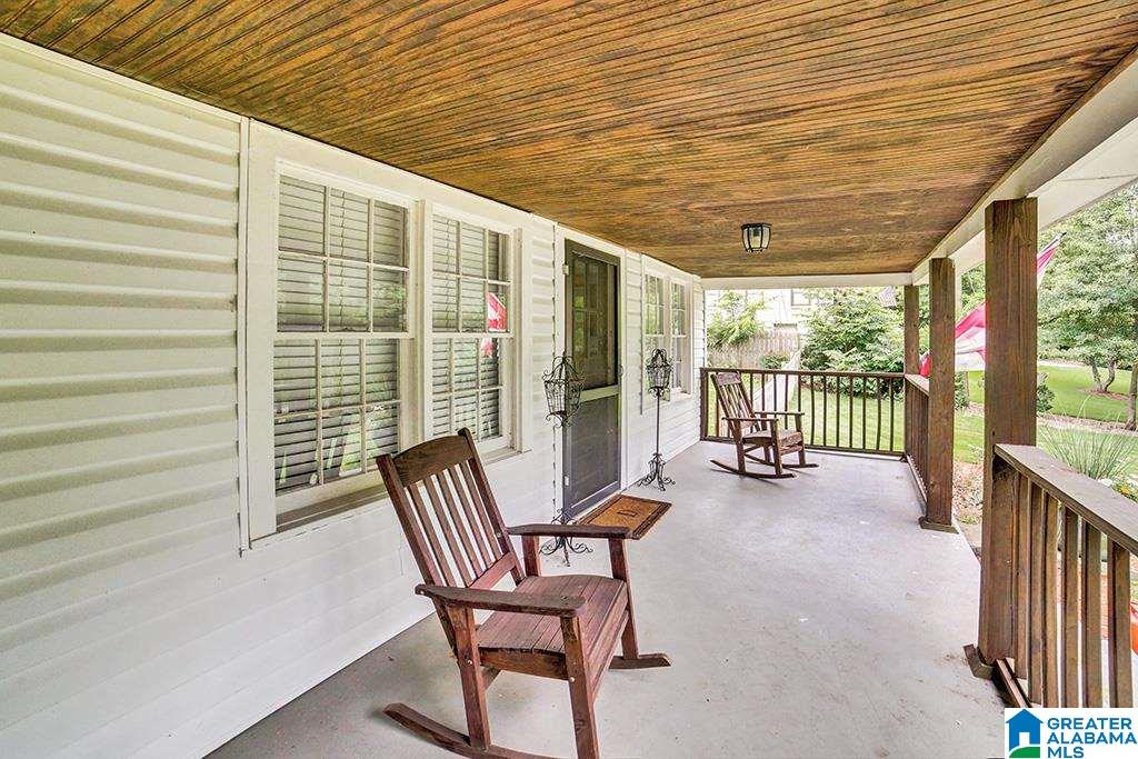 3315 Cahaba Heights Road Vestavia Hills, AL 35243 - Photo 5 of 28
