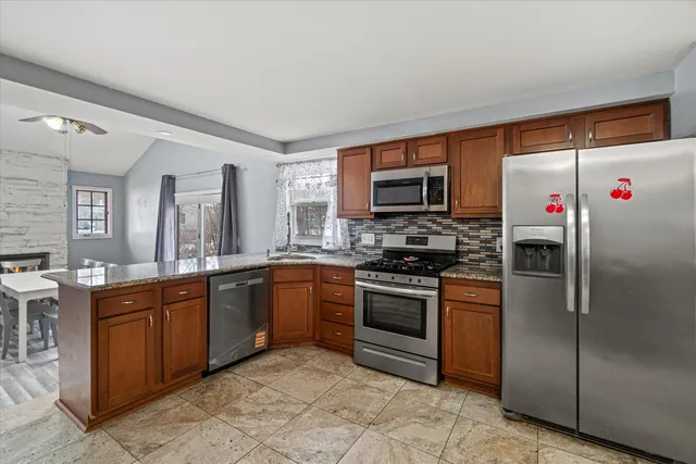 $375,000 | 2420 Green Haze Avenue, Mount Pleasant, WI 53406