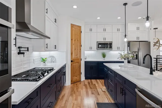 $2,199,000 | 740 West County Road, Berthoud, CO 80513