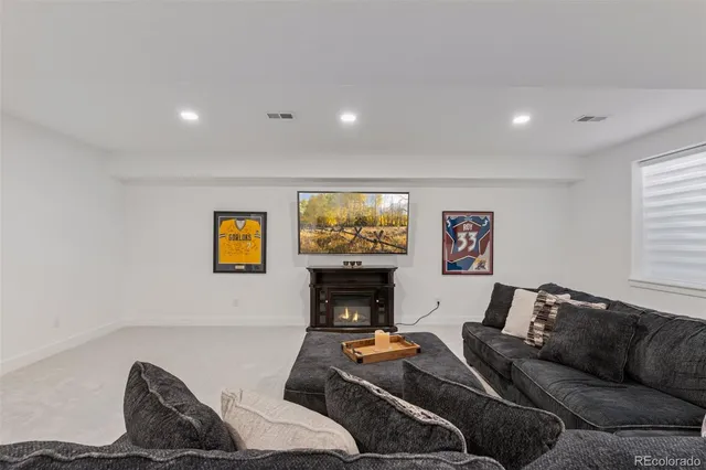 $2,199,000 | 740 West County Road, Berthoud, CO 80513