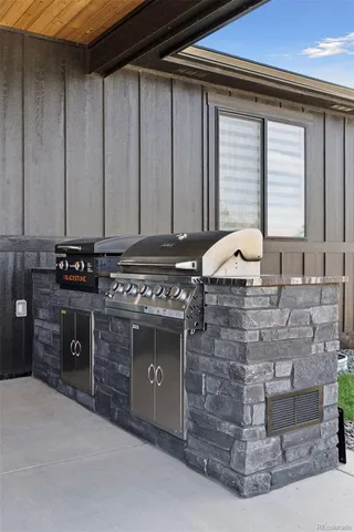 $2,199,000 | 740 West County Road, Berthoud, CO 80513