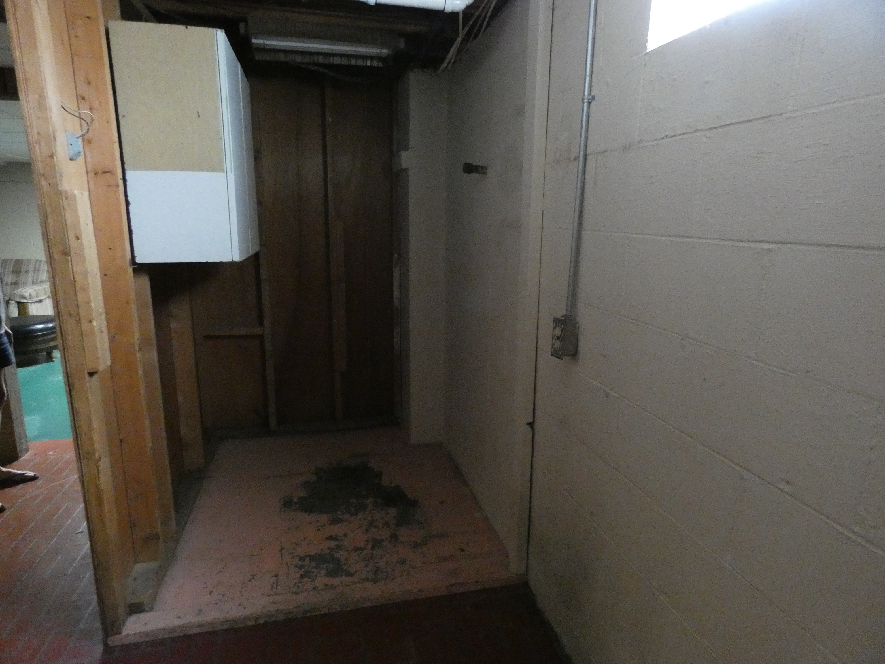 8821 Frontenac Road Indianapolis, IN 46226 - Photo 29 of 32