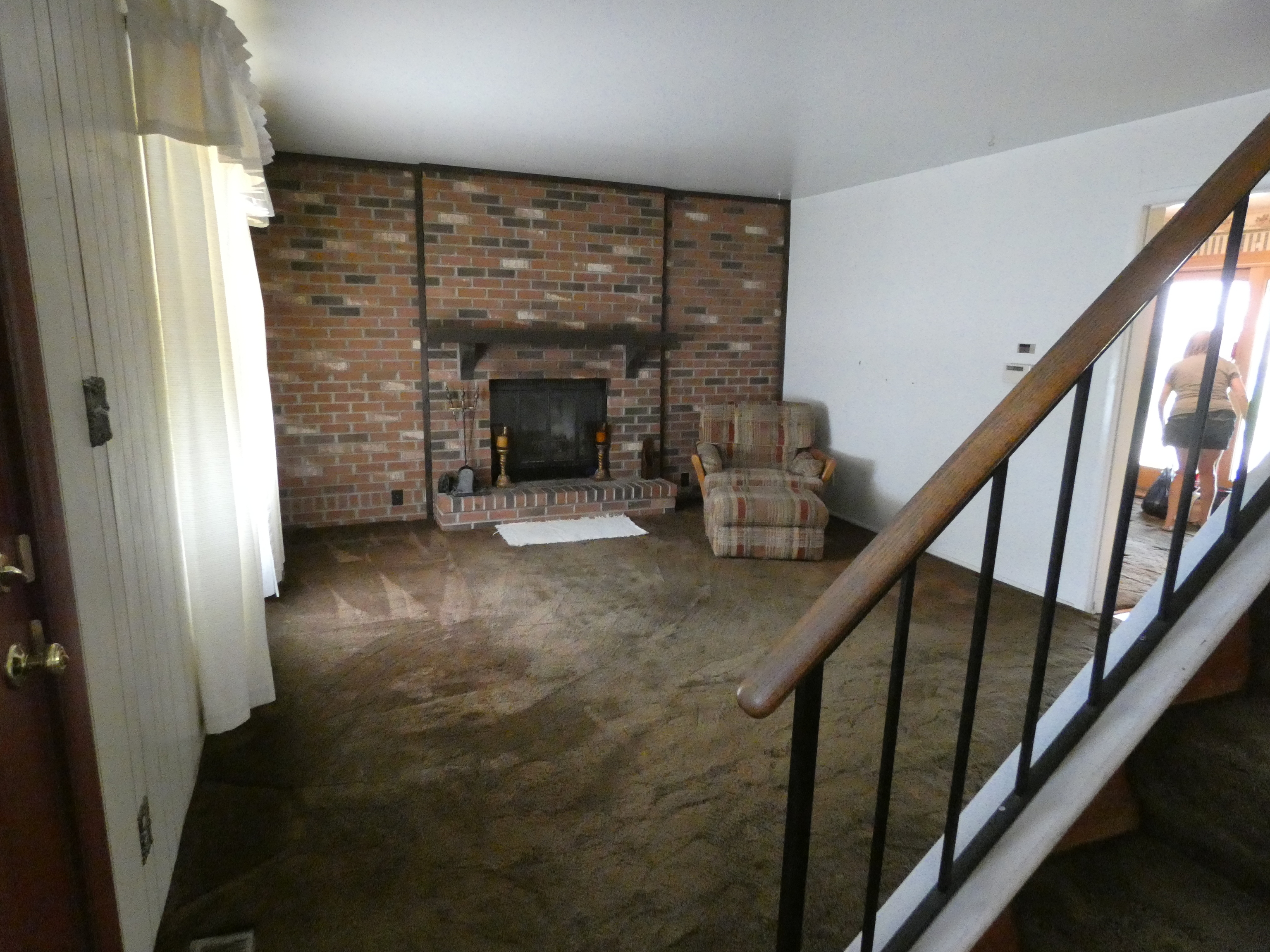 8821 Frontenac Road Indianapolis, IN 46226 - Photo 5 of 32