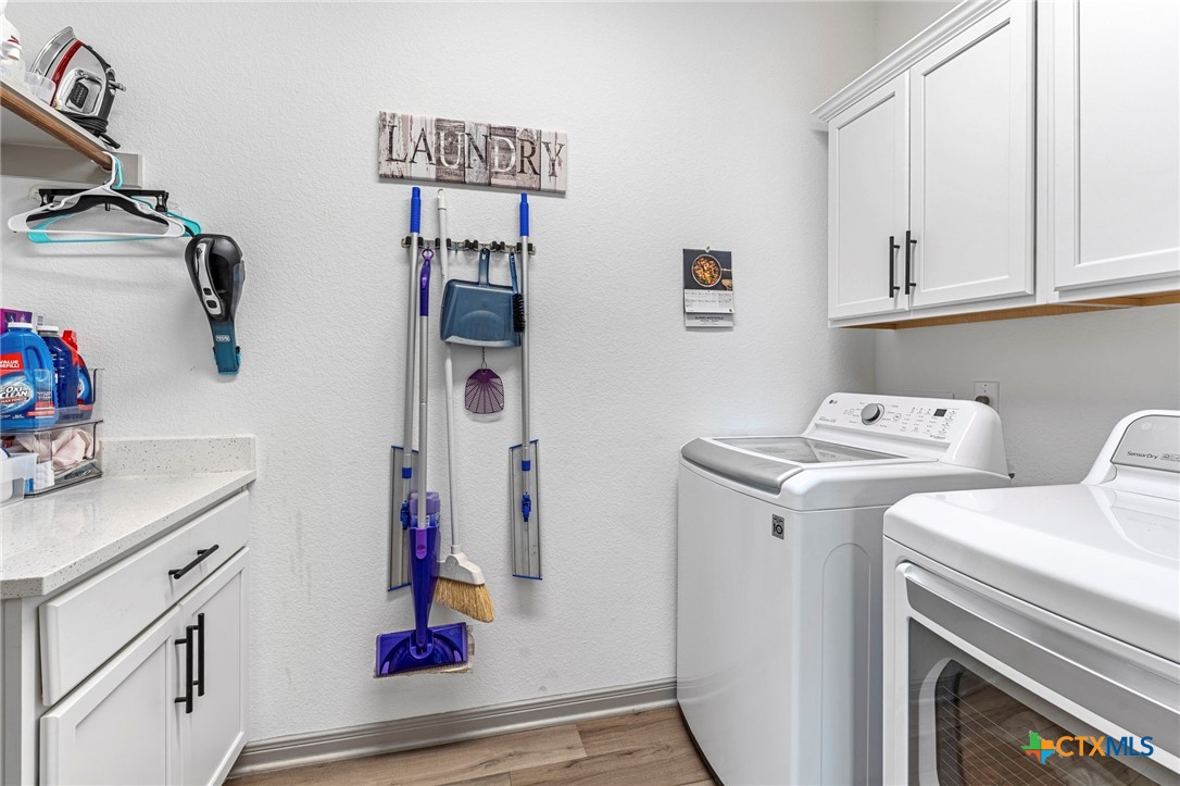 5221 Leaning Tree Temple, TX 76502 - Photo 28 of 37 Laundry Room