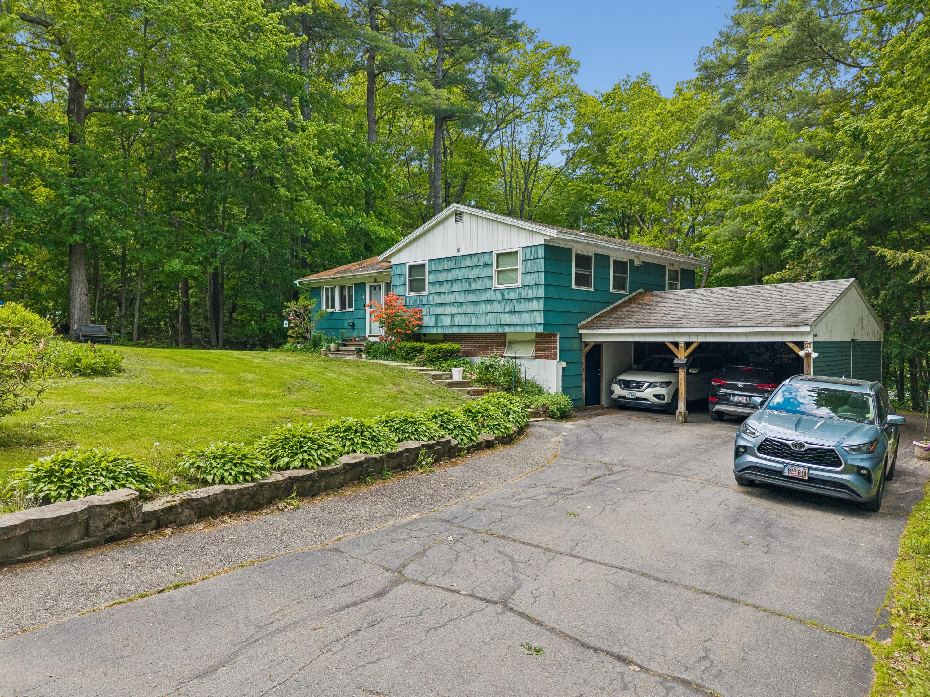 10 Ridgewood Drive Augusta, ME 04330 - Photo 3 of 47 10 Ridgewood Dr_0103