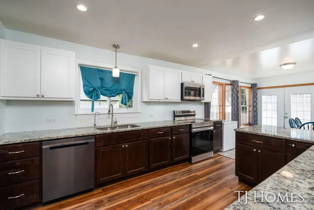 $264,900 | 8966 Holton-Duck Lake Road, Holton, MI 49425