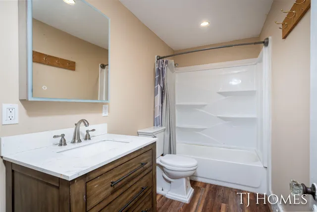 $264,900 | 8966 Holton-Duck Lake Road, Holton, MI 49425