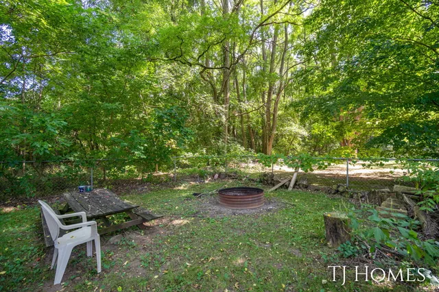 $264,900 | 8966 Holton-Duck Lake Road, Holton, MI 49425