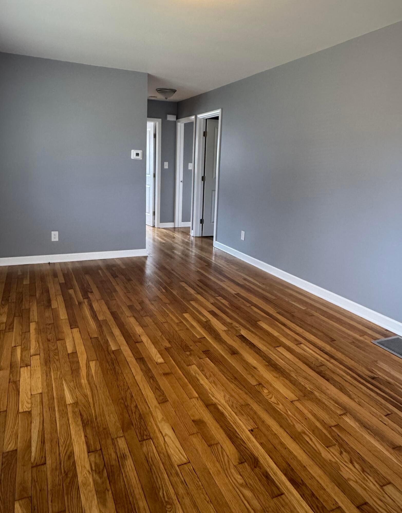 1895 East Beaumont Road Columbus, OH 43224 - Photo 7 of 14 06