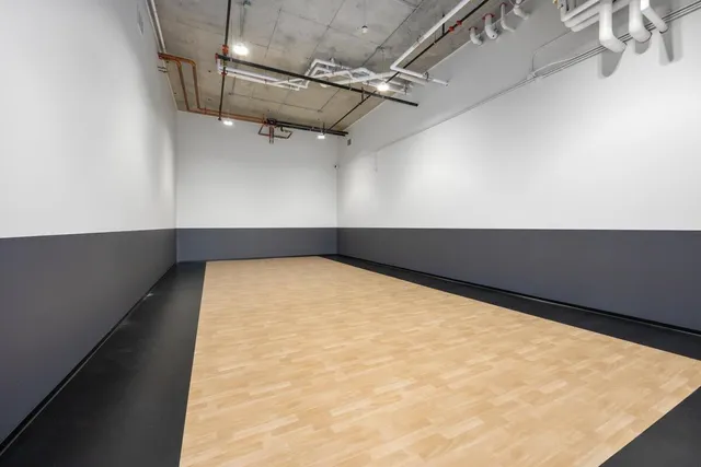 $575,000 | 144 Oakes Street Southwest, Unit 1905, Grand Rapids, MI 49503