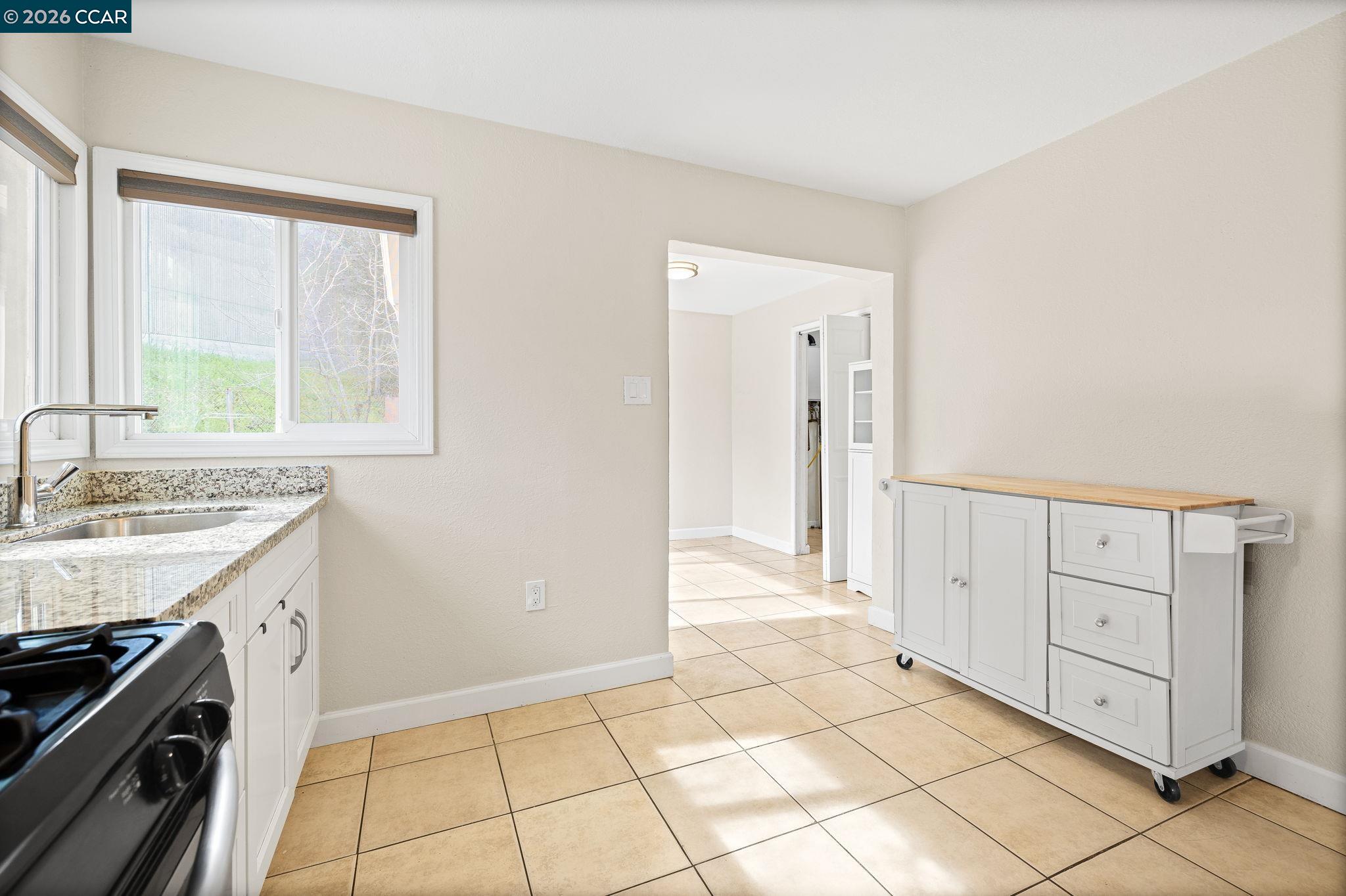 4820 Blum Road Martinez, CA 94553 - Photo 21 of 46