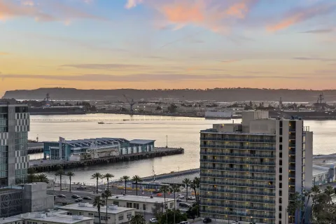 $1,600,000 | 1388 Kettner Boulevard, Unit 1706, San Diego, CA 92101