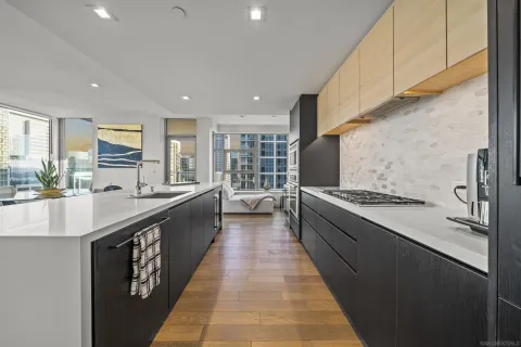 $1,600,000 | 1388 Kettner Boulevard, Unit 1706, San Diego, CA 92101