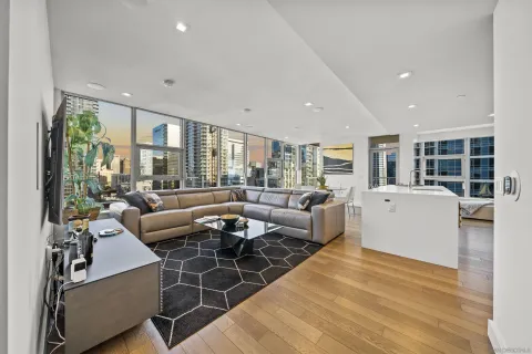 $1,600,000 | 1388 Kettner Boulevard, Unit 1706, San Diego, CA 92101