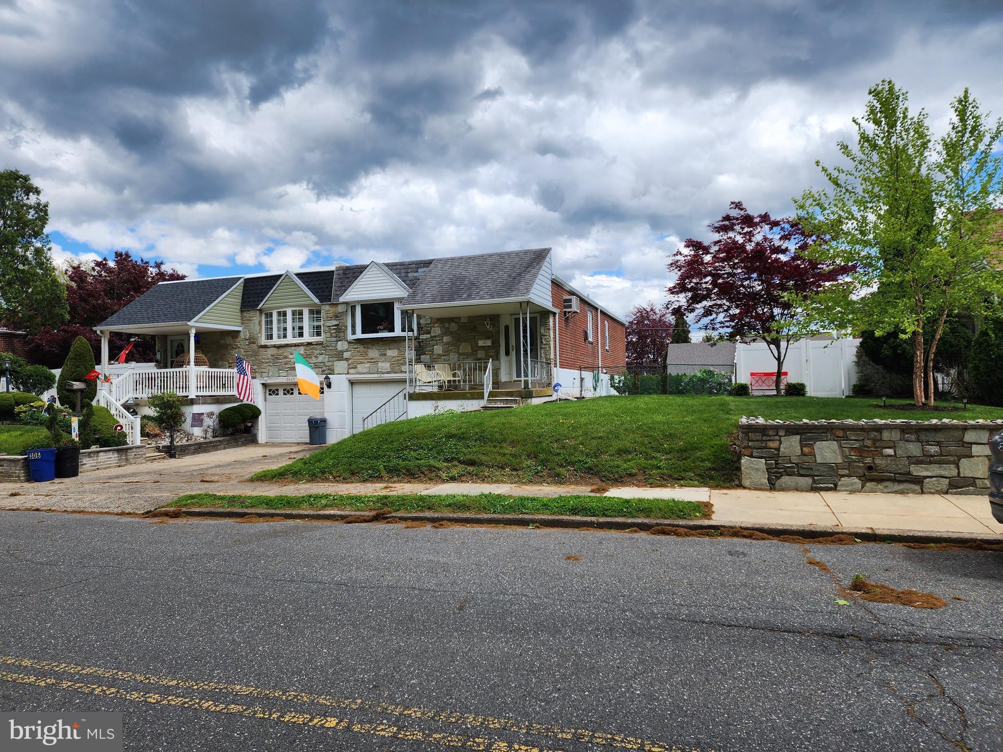 13067 Stevens Road Philadelphia, PA 19116 - Photo 1 of 26