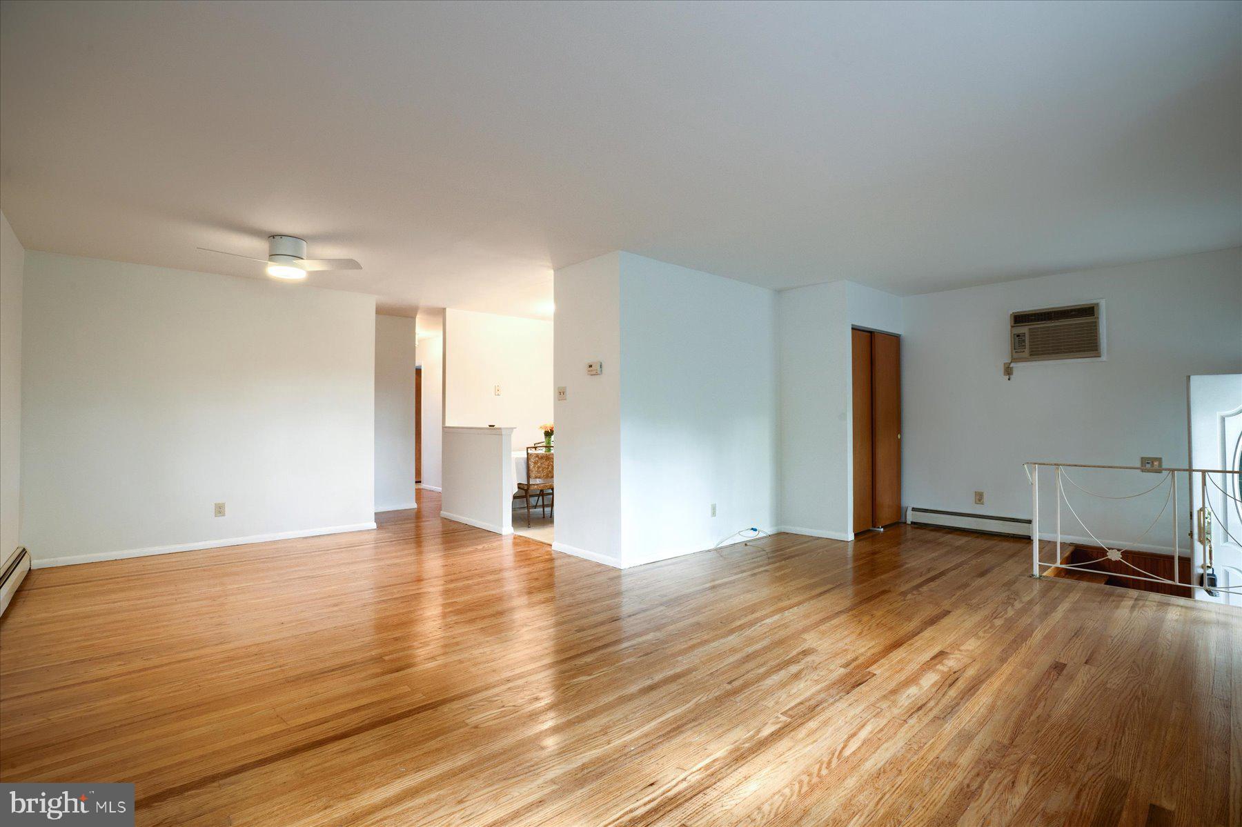 13067 Stevens Road Philadelphia, PA 19116 - Photo 6 of 26