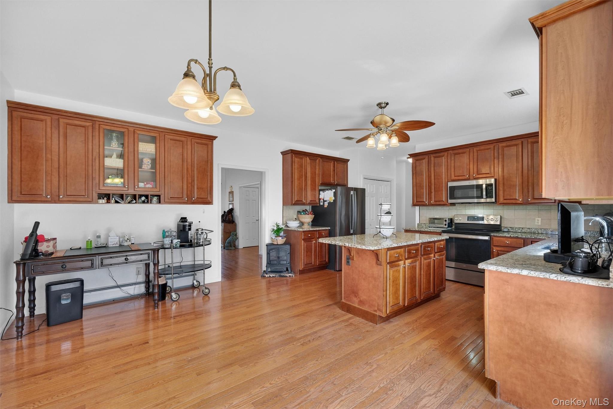 5 Autumn Ridge Way Newburgh, NY 12550 - Photo 12 of 44