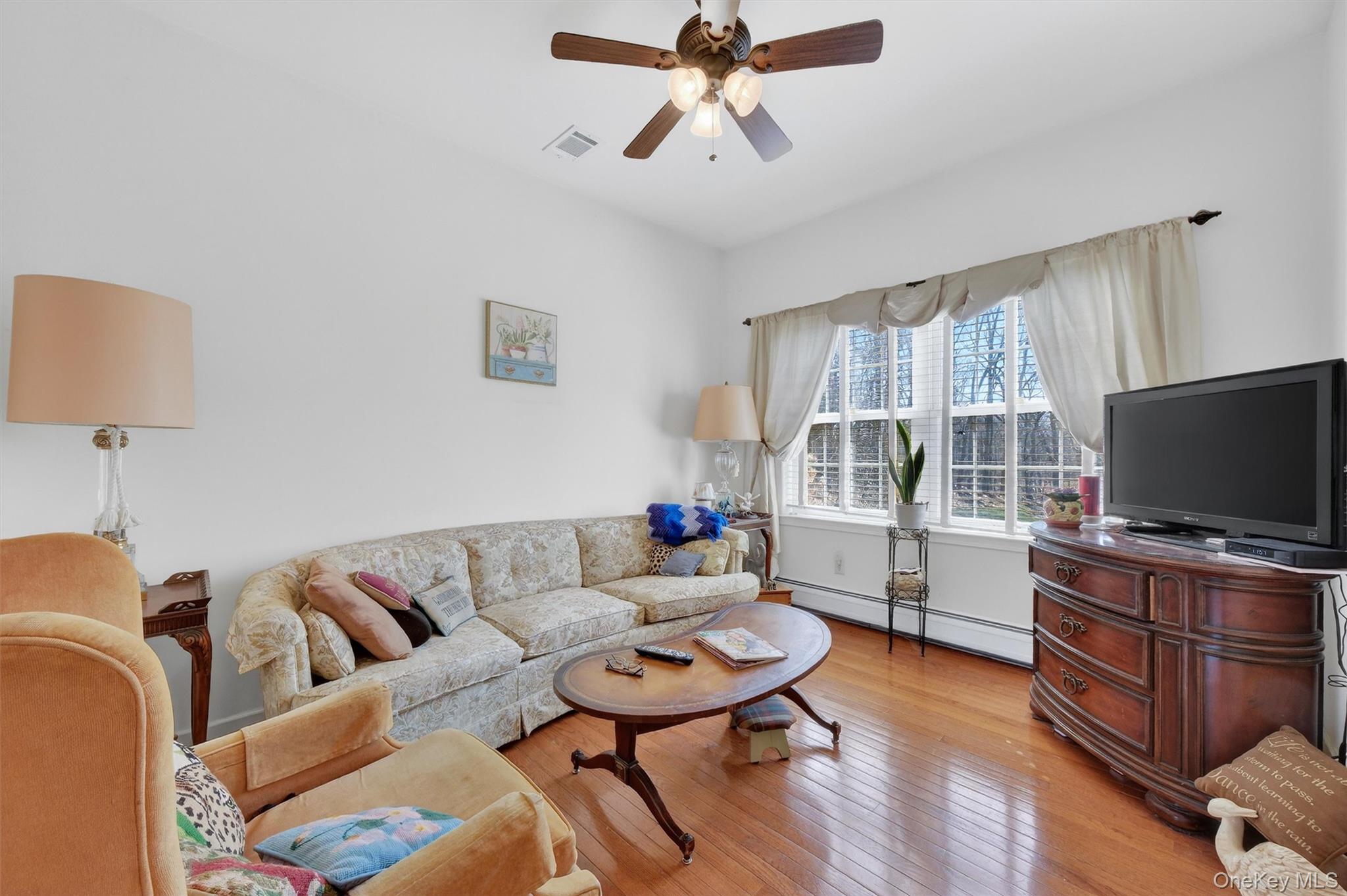 5 Autumn Ridge Way Newburgh, NY 12550 - Photo 19 of 44 In-law suite sitting room