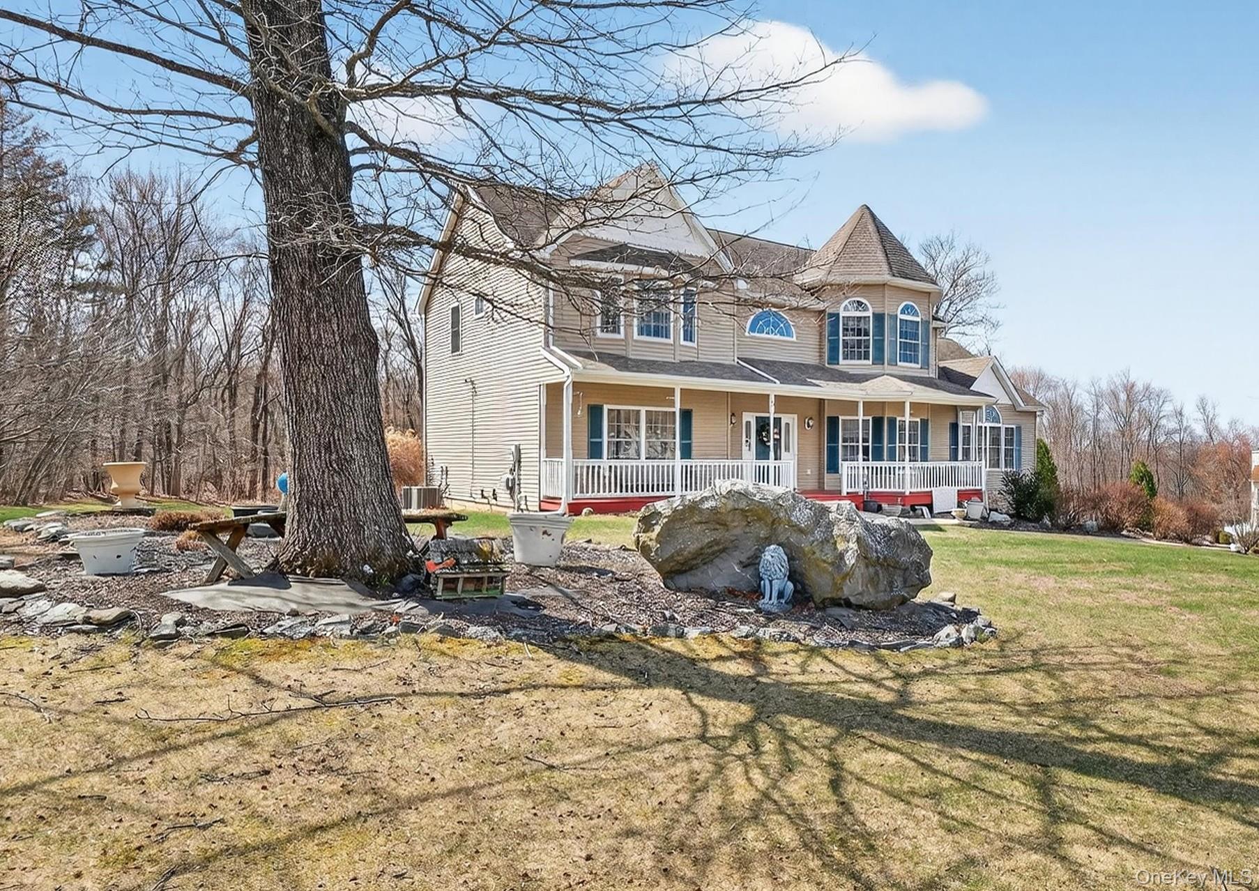 5 Autumn Ridge Way Newburgh, NY 12550 - Photo 2 of 44