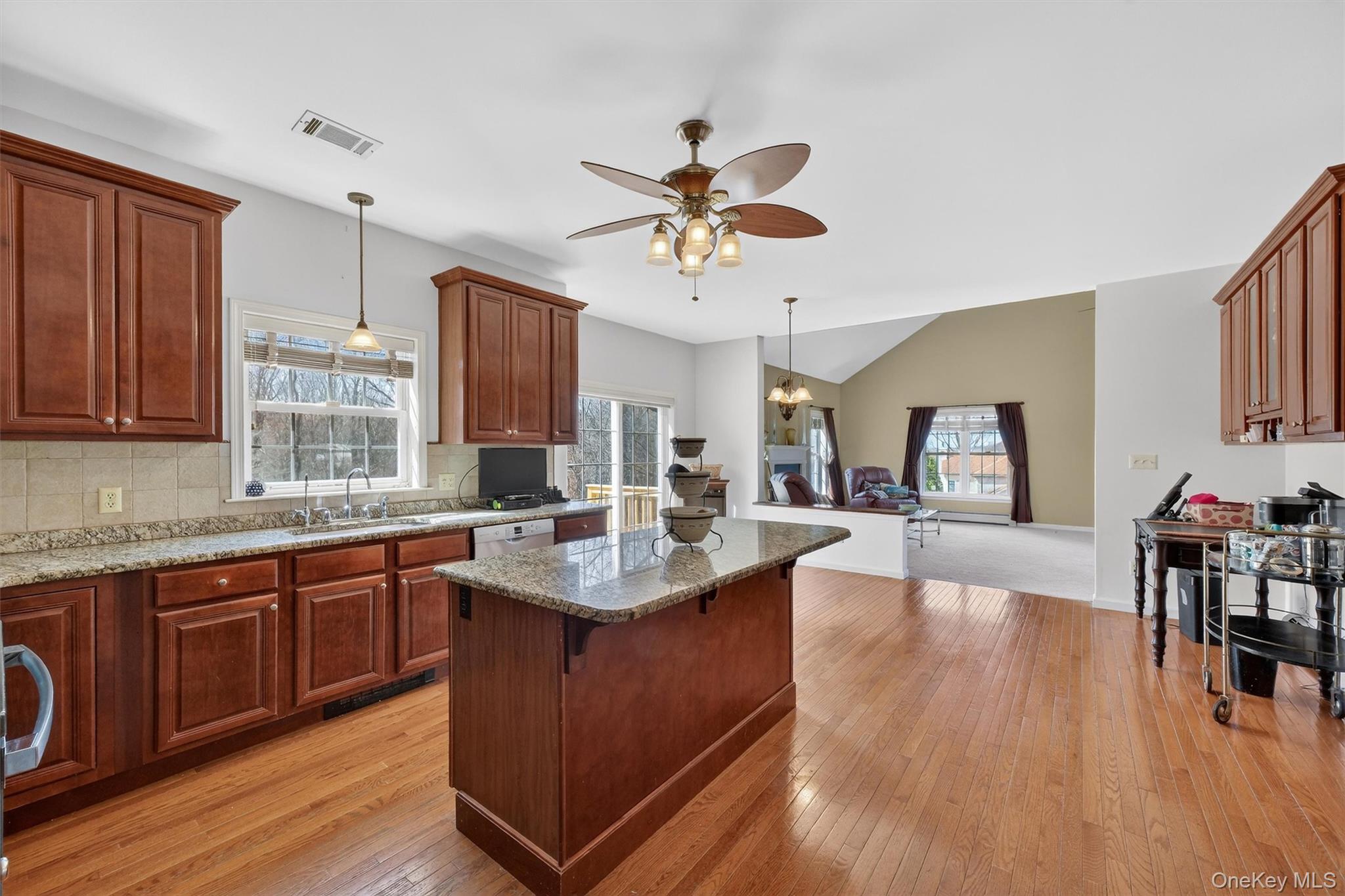 5 Autumn Ridge Way Newburgh, NY 12550 - Photo 10 of 44